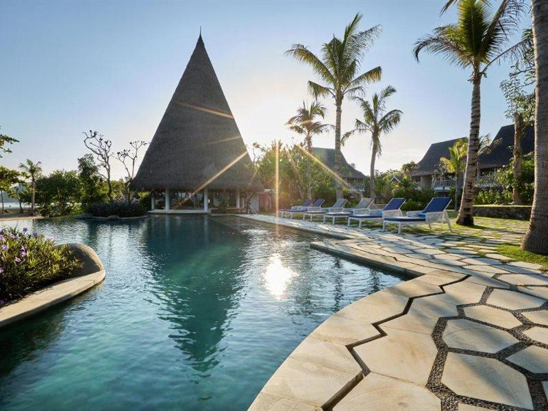 Sudamala Resort, Komodo, Labuan Bajo Exterior photo The resort's main pool