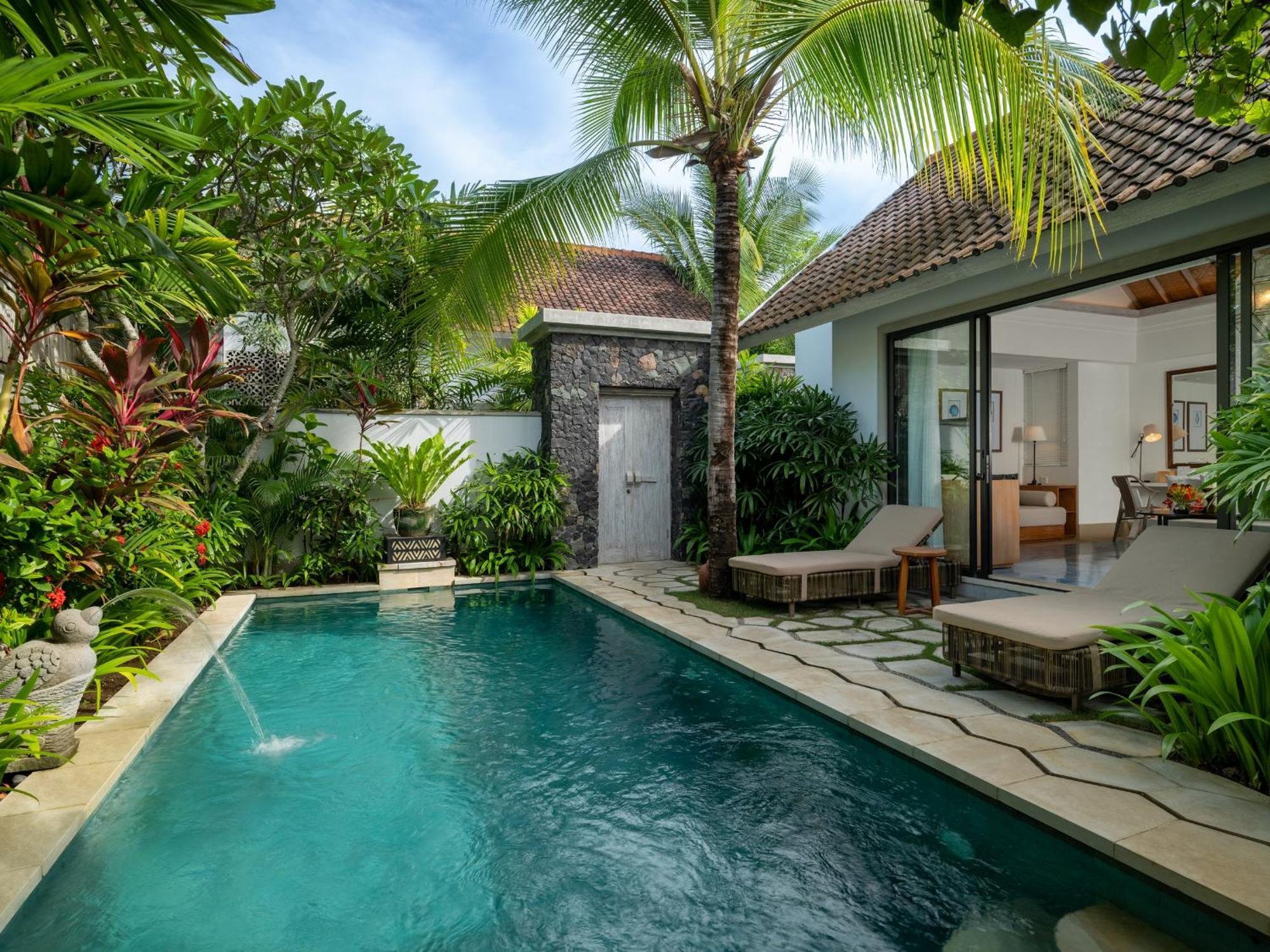 Sudamala Resort, Komodo, Labuan Bajo Exterior photo A private pool at a resort in Bali, Indonesia